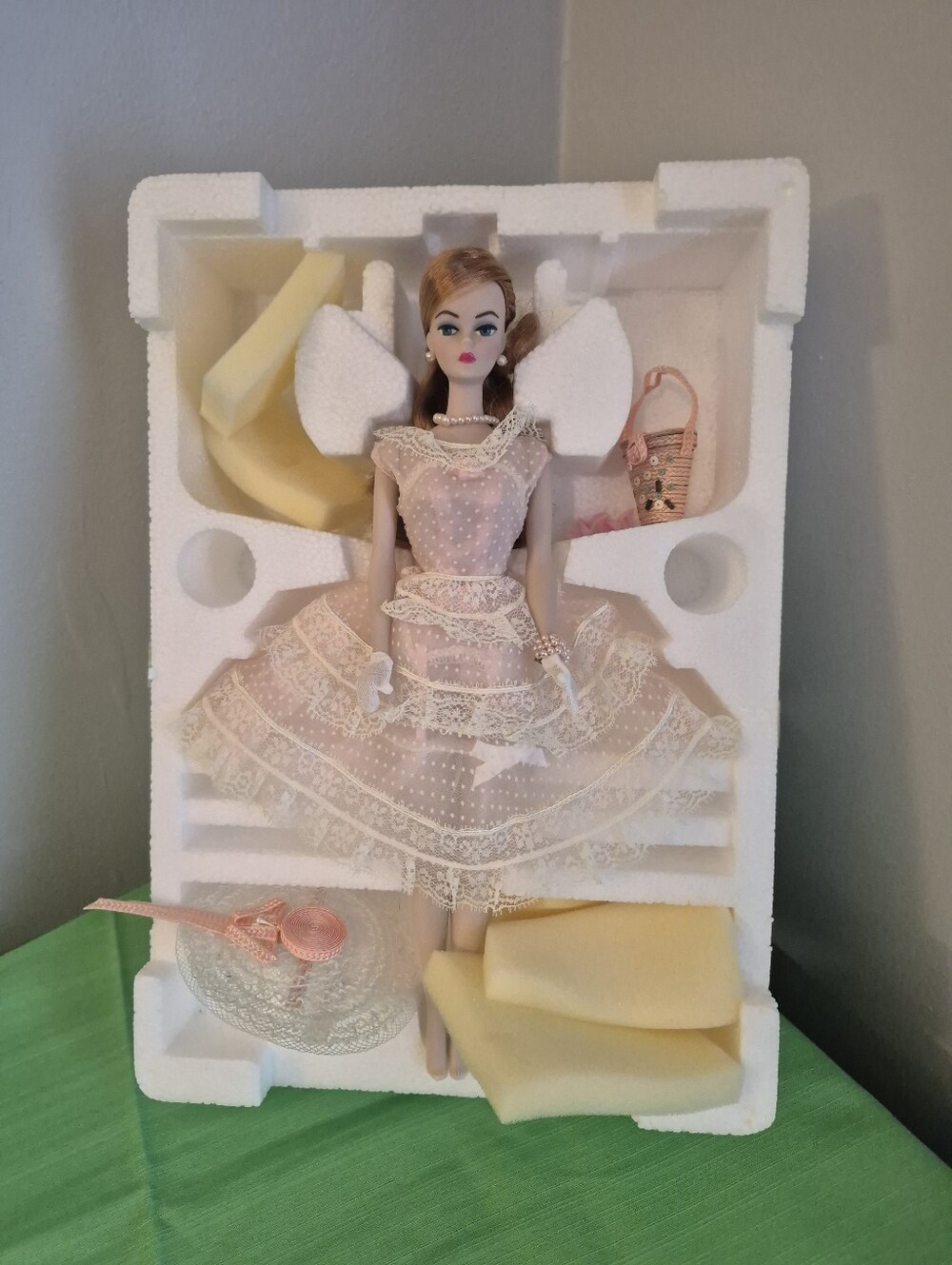 Mattel Brown Cardboard Barbie Doll Boxes - Assorted Labels - Picture 7 of 9